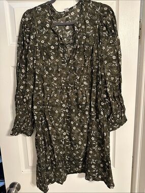 Old Navy Olive Green Floral Long Sleeve Tunic